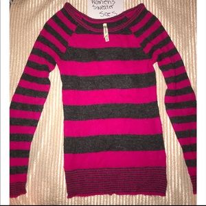 Women’s Striped Sweater